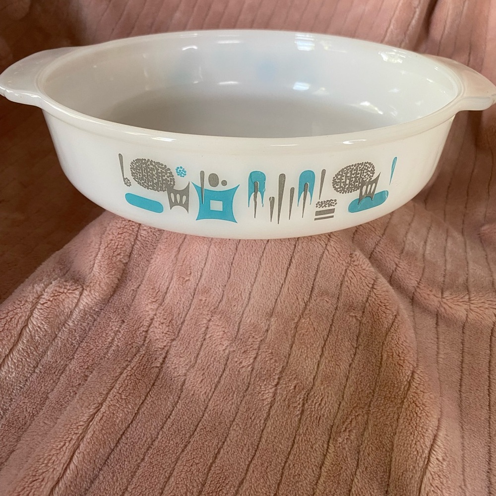 1950’s Fire King Anchor Hocking Atomic blue heaven round backer 8.5”